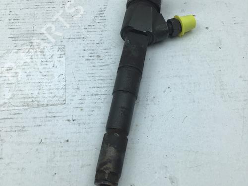 Used Injector OPEL SIGNUM Hatchback (Z03) 1.9 CDTI (F48) (150 hp) 29430223