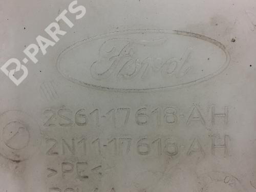 Windscreen washer tank FORD FIESTA V (JH_, JD_) 1.4 TDCi | BP8296539C113 