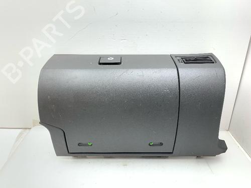 Used Glove box Glove box 37401638 37401638