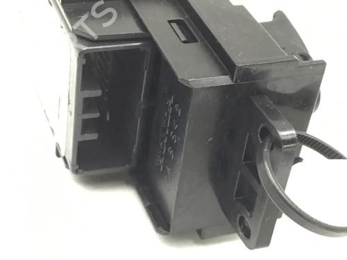 Right rear window switch HONDA CIVIC VIII Hatchback (FN, FK) 1.4 (FK1, FN4) | BP17960439I28 