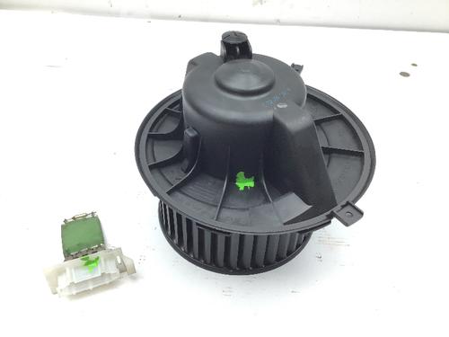 Used Heater blower motor VW GOLF V (1K1) 1.4 16V (75 hp) 11789694