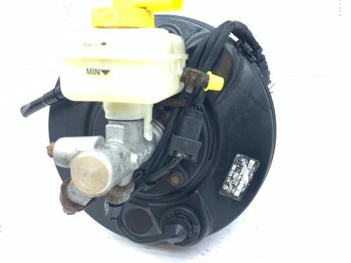 Used Servo brake VW GOLF IV (1J1) 1.4 16V (75 hp) 31377060