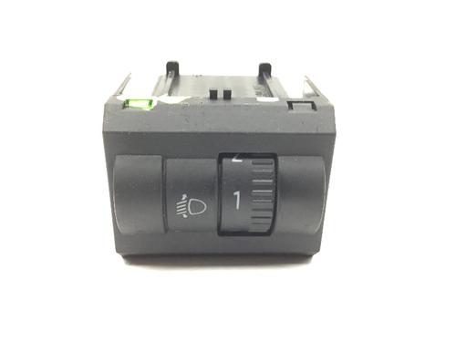 Used Switch SKODA ROOMSTER (5J7) 1.4 (86 hp) 18906545