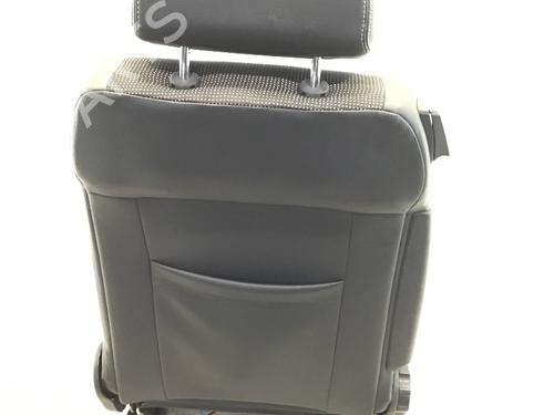 Right front seat OPEL ASTRA H TwinTop (A04) 1.9 CDTi (L67) | BP19180253C16 