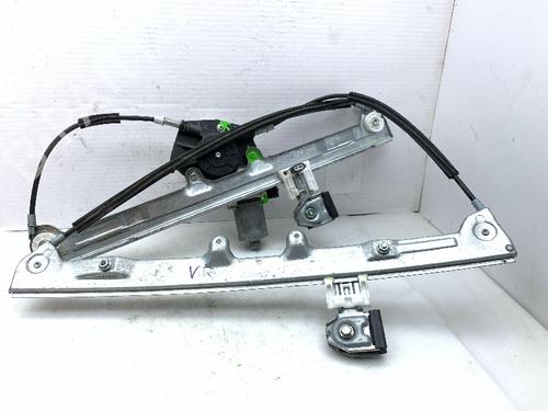 Rudehejsemekanisme Højre foran Rudehejsemekanisme Højre foran MITSUBISHI COLT VI (Z3_A, Z2_A) 1.1 (Z31A, Z32A) (75 hp) 33927355 33927355