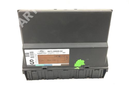 Used Electronic module FORD MONDEO III Turnier (BWY) 2.0 16V TDDi / TDCi (115 hp) 7291692