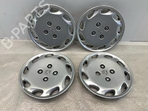 Used Hub cap PEUGEOT 306 Break (7E, N3, N5) 2.0 HDI 90 (90 hp) 30463744