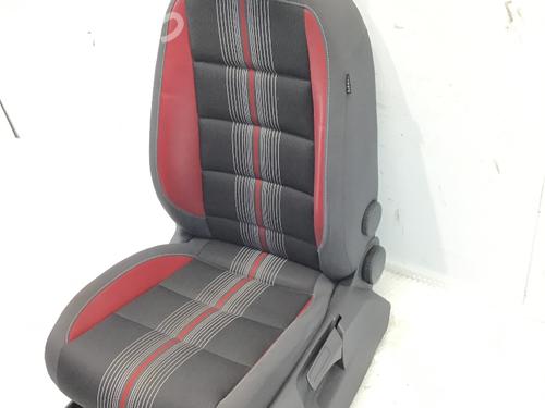 Left front seat VW TOURAN (1T3) 1.4 TSI EcoFuel | BP20157744C15 