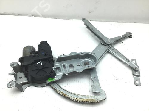 Lève-vitre avant gauche OPEL CORSA C (X01) 1.2 (F08, F68) (75 hp) 14589211