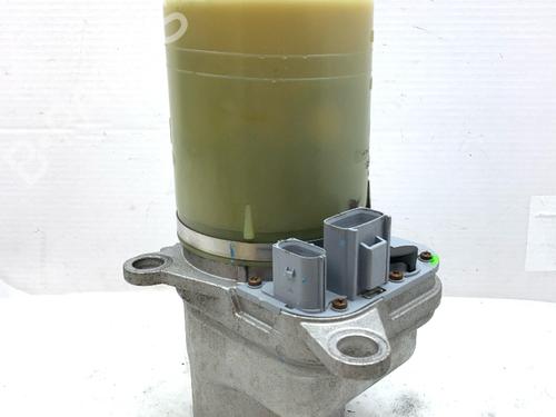 Used Steering pump Steering pump FORD KUGA I 2.0 TDCi 4x4 (163 hp) 33337448 33337448