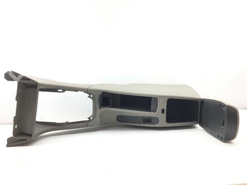 BP8339630I20 | Armrest / Center console VOLVO V40 Estate (645) 1.9 DI BP8339630I20