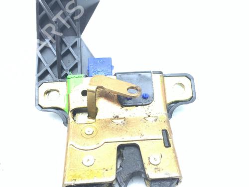 Fechadura da mala AUDI A4 B6 (8E2) 3.0 (220 hp) 32296575