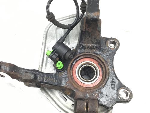 Left front steering knuckle OPEL MERIVA A MPV (X03) 1.6 16V (E75) | BP25378866M25 