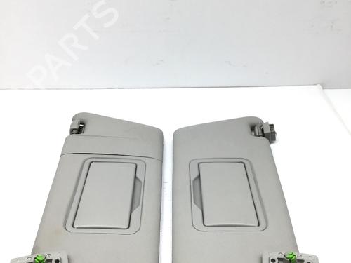 Used Right sun visor MERCEDES-BENZ A-CLASS (W168) A 140 (168.031, 168.131) (82 hp) 19267454