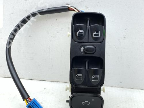 Used Left front window switch Left front window switch MERCEDES-BENZ C-CLASS (W203) C 180 (203.035) (129 hp) 36342862 36342862