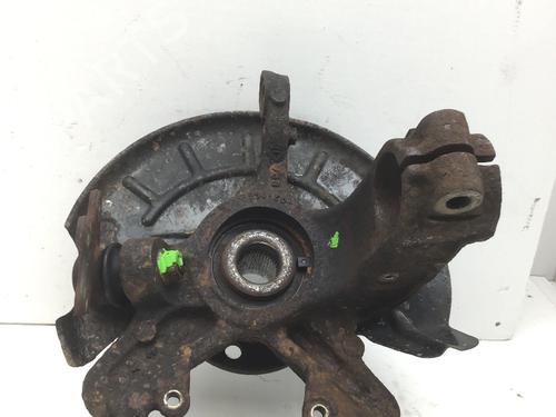 Used Left front steering knuckle VW FOX Hatchback (5Z1, 5Z3, 5Z4) 1.2 (55 hp) 29825876