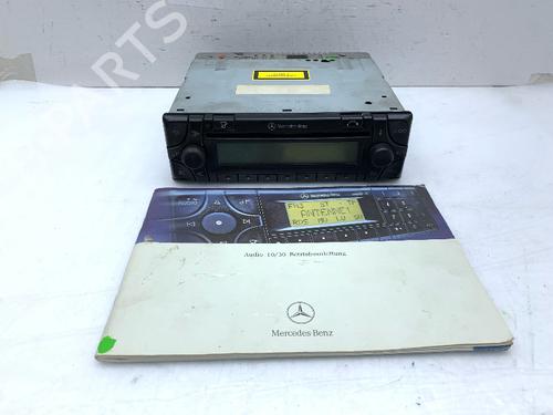 Used Radio Radio 37401642 37401642