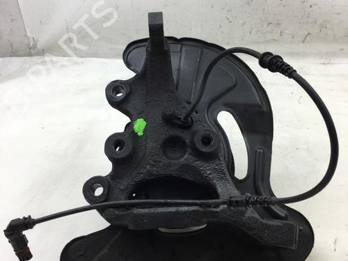 Left front steering knuckle MERCEDES-BENZ C-CLASS (W203) C 200 CDI (203.004) | BP14586207M25 