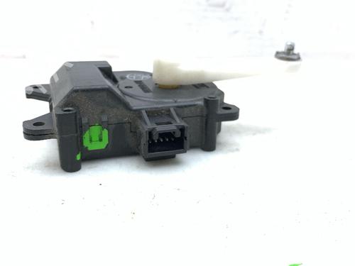 Used Electronic sensor Electronic sensor TOYOTA AVENSIS (_T25_) 1.8 VVT-i (ZZT251_, ZZT251R) (129 hp) 33961592 33961592