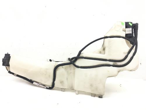 Used Windscreen washer tank Windscreen washer tank FORD FOCUS II Turnier (DA_, FFS, DS) 2.0 TDCi (136 hp) 9128252 9128252