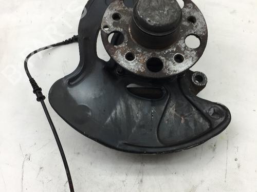 Used Left front steering knuckle MERCEDES-BENZ C-CLASS (W203) C 200 CDI (203.004) (116 hp) 14586207