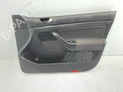 Forreste højre beklædning VW GOLF V (1K1) 1.6 (102 hp) 32031347