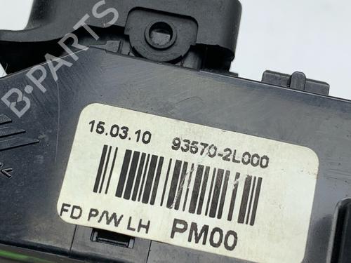 Left front window switch HYUNDAI i30 Estate (FD) 1.6 CRDi | BP36999473I27 - Image 5