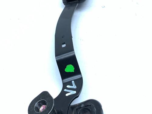 Used Seat buckle VW GOLF IV (1J1) 1.4 16V (75 hp) 30437859