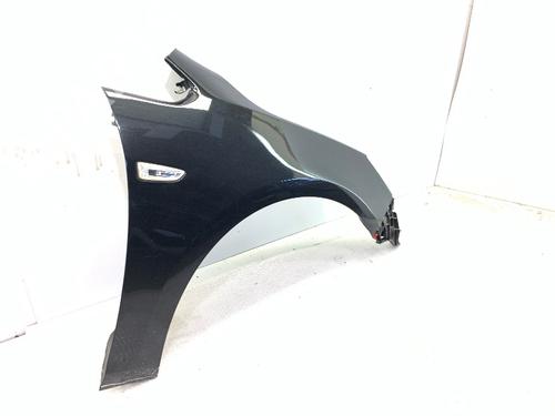 Używane Błotnik przedni prawy Błotnik przedni prawy 38321486 38321486
