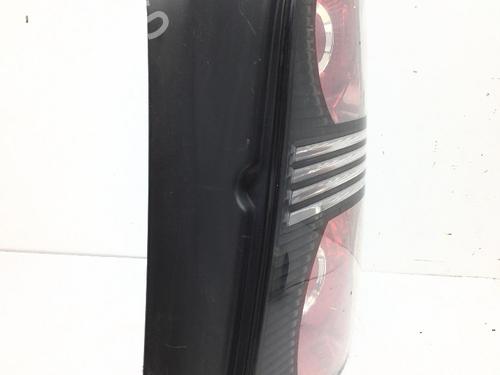 Right taillight VW TOURAN (1T1, 1T2) 1.4 TSI EcoFuel | BP27600765C35 