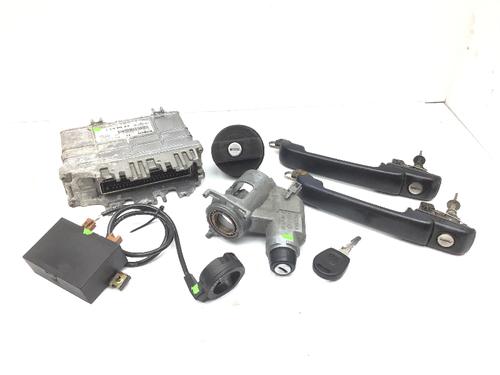 Calculateur moteur (ecu) VW GOLF III (1H1) 1.4 (60 hp) 22763573