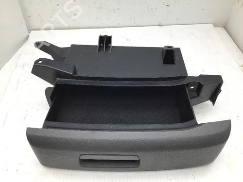 Used Cup/Object holder VW TOURAN (1T1, 1T2) 1.4 TSI EcoFuel (150 hp) 27600812