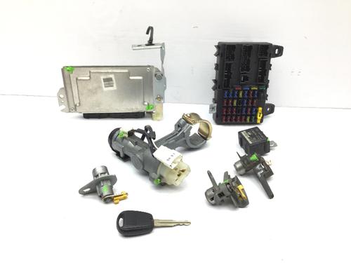 Engine control unit (ECU) HYUNDAI GETZ (TB) 1.1 | BP15423982M57 