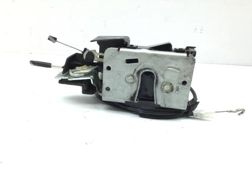 Front right lock VW FOX Hatchback (5Z1, 5Z3, 5Z4) 1.2 | BP15549953C97 