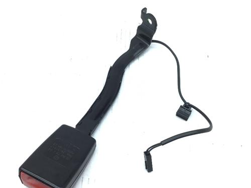 Used Seat buckle VW TOURAN (1T1, 1T2) 1.4 TSI EcoFuel (150 hp) 27600784