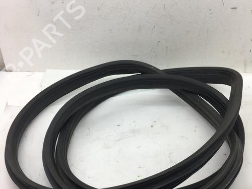 Used Rubber door seal MERCEDES-BENZ M-CLASS (W163) ML 270 CDI (163.113) (163 hp) 14586939