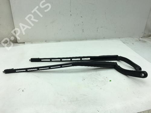 Used Front windshield wiper arm PEUGEOT 307 Break (3E) 1.6 HDi 110 (109 hp) 14587441