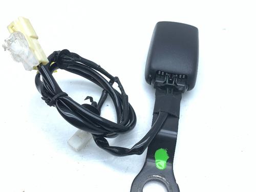 Boucle de ceinture de sécurité MITSUBISHI LANCER VIII Sportback (CX_A) 1.8 Flex (CX3A, CX6A) (140 hp) 31997364