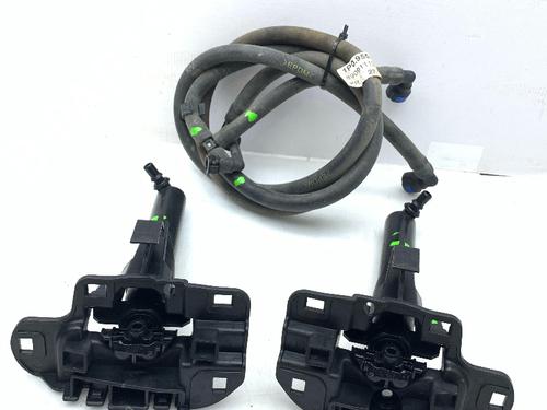 Washer pump SEAT LEON (1P1) 1.2 TSI | BP37689765E24 - Image 3