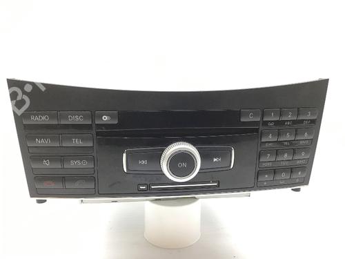 Used Radio MERCEDES-BENZ E-CLASS (W212) E 350 CDI (212.025) (231 hp) 23389482