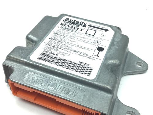 Used ECU airbags RENAULT MEGANE I (BA0/1_) 1.4 16V (BA0D, BA1H, BA0W, BA10) (95 hp) 11685195