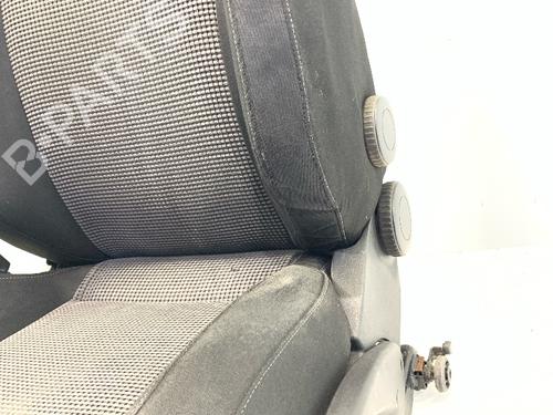 Left front seat VW BORA Variant (1J6) 1.6 16V | BP39654974C15 - Image 5