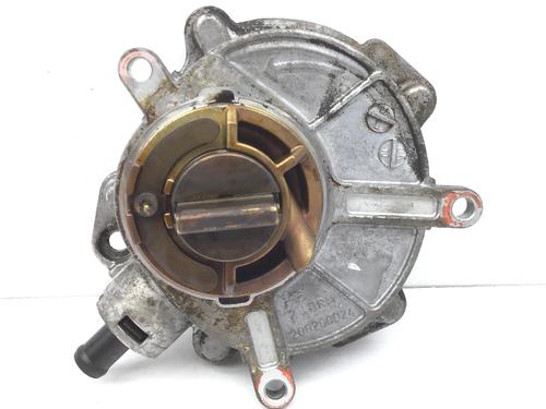 Used Vacuum pump AUDI A4 B7 Avant (8ED) 3.2 FSI quattro (255 hp) 23024228