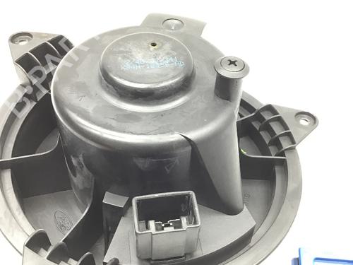 Heater blower motor FORD FOCUS I (DAW, DBW) 1.4 16V | BP17789478M62 