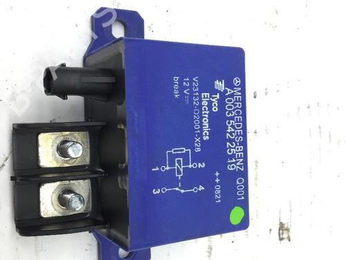 Used Electronic module MERCEDES-BENZ A-CLASS (W169) A 170 (169.032, 169.332) (116 hp) 19416452