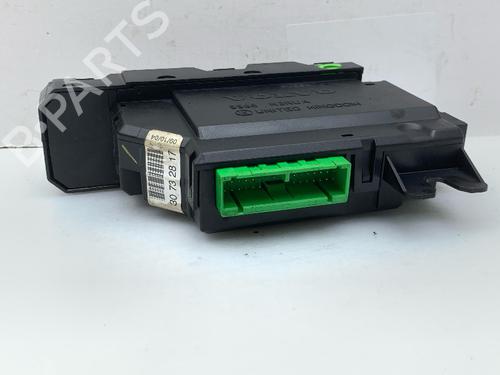 Left front window switch VOLVO V70 II (285) D5 | BP32087617I27 