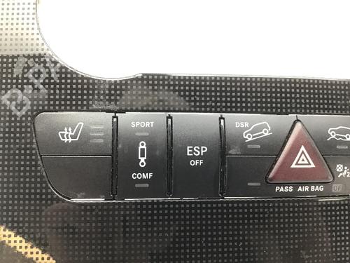 Switch MERCEDES-BENZ M-CLASS (W164) ML 320 CDI 4-matic (164.122) | BP19710182I30 