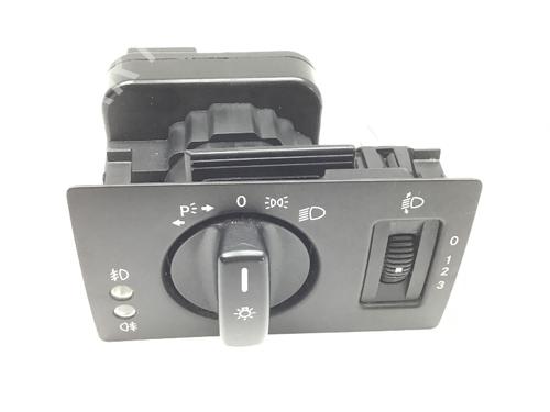 Used Headlight switch MERCEDES-BENZ B-CLASS Sports Tourer (W245) B 180 CDI (245.207) (109 hp) 28572502