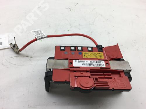 Used Fuse box BMW X1 (E84) sDrive 18 i (150 hp) 6471651