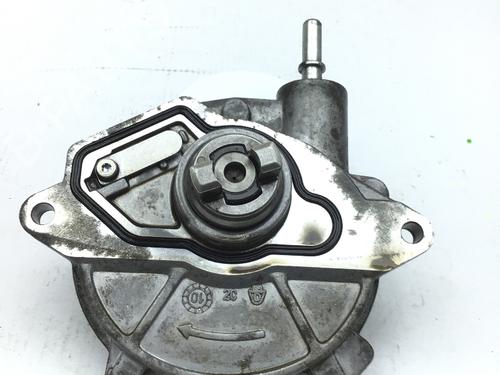 Used Vacuum pump MERCEDES-BENZ B-CLASS Sports Tourer (W245) B 180 CDI (245.207) (109 hp) 23954534